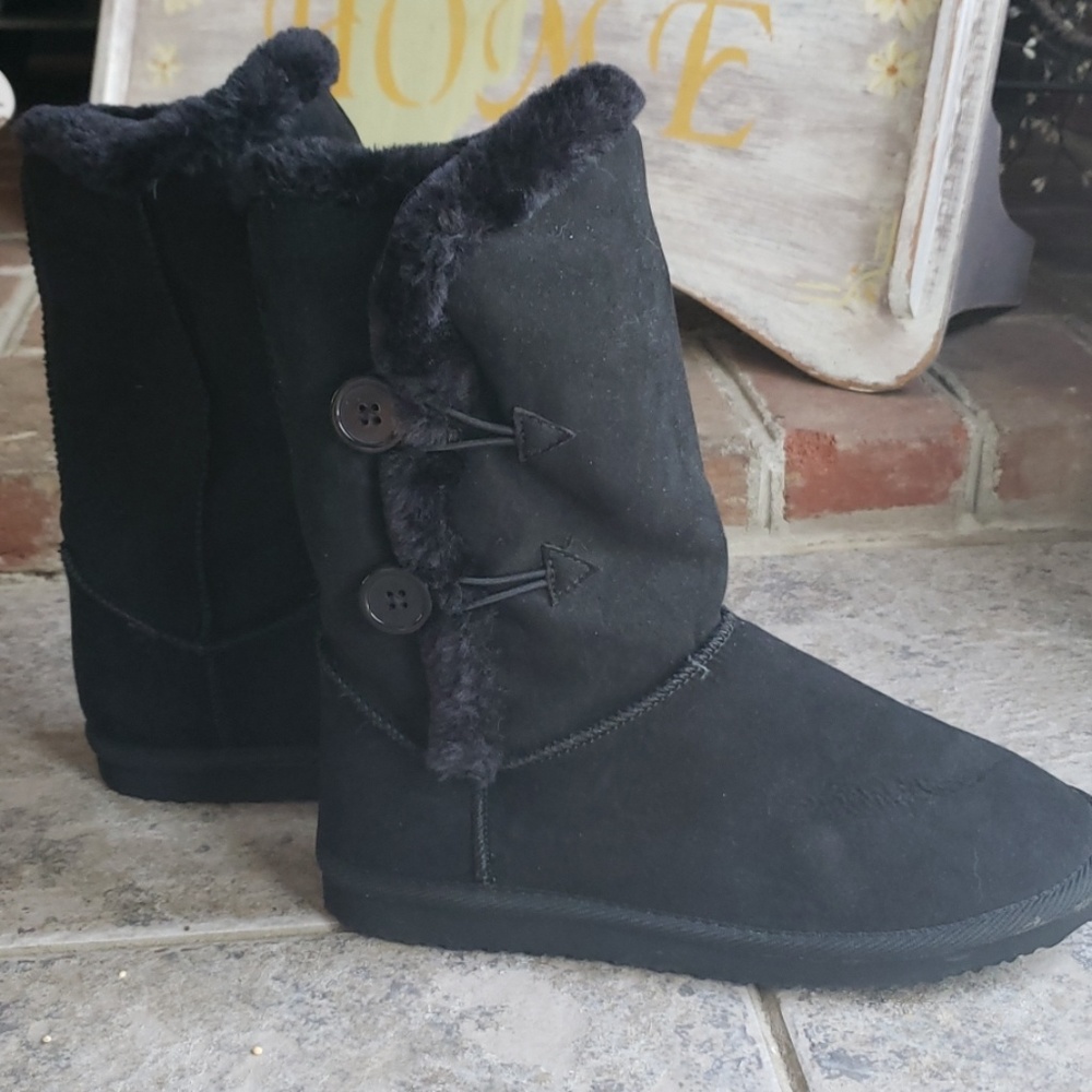 Light weight winter boot